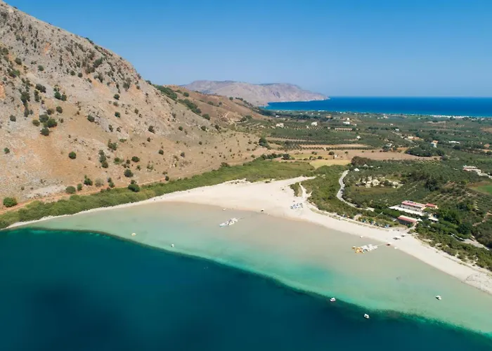 Spiros Beach Villa