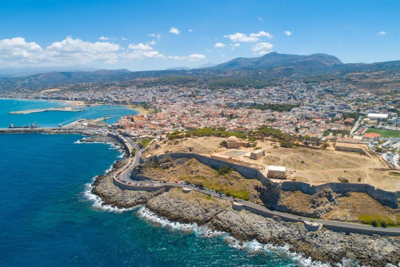 Spiros Frangocastelo